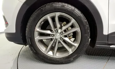 Hyundai Santafe 2017, 102915 км, за 9780.75 USD