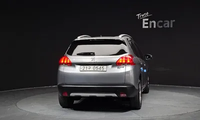 Peugeot 2008 2015, 88271 км, за 2953.92 USD