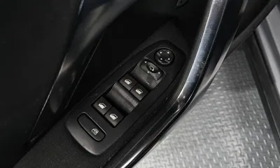 Peugeot 2008 2015, 88271 км, за 2953.92 USD - фото 13