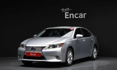 Lexus ES · 2015 год
