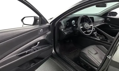 Hyundai Avante 2023, 24260 км, за 13135.12 USD - фото 11