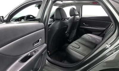 Hyundai Avante 2023, 24260 км, за 13135.12 USD - фото 12