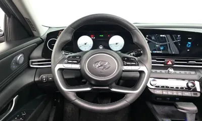 Hyundai Avante 2023, 24260 км, за 13135.12 USD - фото 13