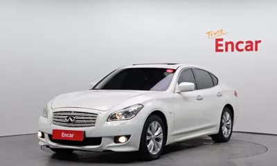 Infiniti M · 2011 год