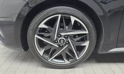Hyundai Grandeur 2022, 35981 км, за 17178.72 USD