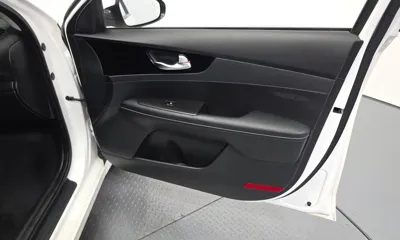 Kia K3 2023, 37517 км, за 15547.76 USD - фото 24