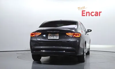 Chrysler 200 2015, 84792 км, за 3939.75 USD