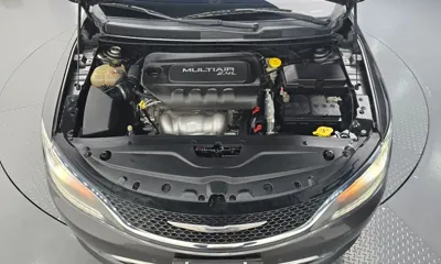 Chrysler 200 2015, 84792 км, за 3939.75 USD - фото 6