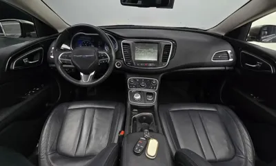 Chrysler 200 2015, 84792 км, за 3939.75 USD - фото 7