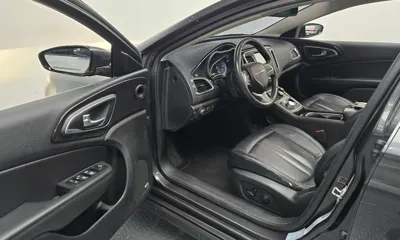 Chrysler 200 2015, 84792 км, за 3939.75 USD - фото 11