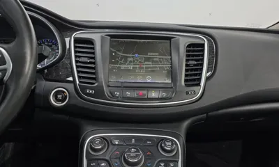 Chrysler 200 2015, 84792 км, за 3939.75 USD - фото 15