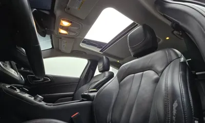 Chrysler 200 2015, 84792 км, за 3939.75 USD - фото 20