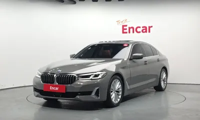 BMW 5-Series · 2022 год