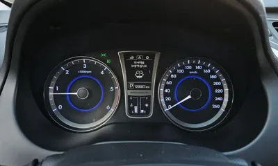 Hyundai Grandeur 2015, 128667 км, за 4550.48 USD - фото 8