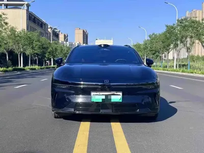 Zeekr 极氪007GT 2025, 40000 км, за 21246 USD