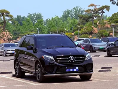 Mercedes-Benz GLE AMG 2017, 160000 км, за 27662.79 USD