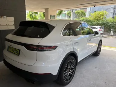 Porsche Cayenne 2021, 41400 км, за 51390.22 USD