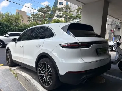 Porsche Cayenne 2021, 41400 км, за 51390.22 USD - фото 7