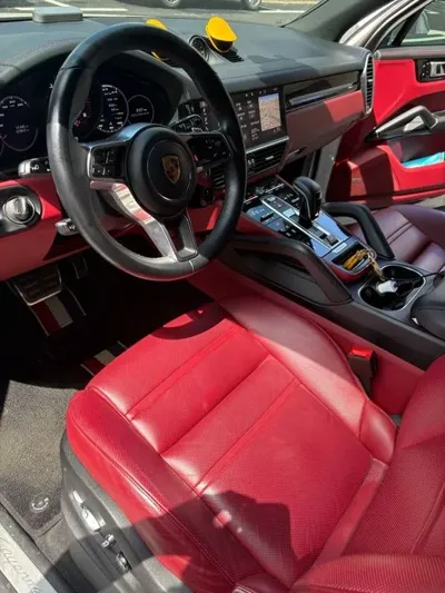 Porsche Cayenne 2021, 41400 км, за 51390.22 USD - фото 16