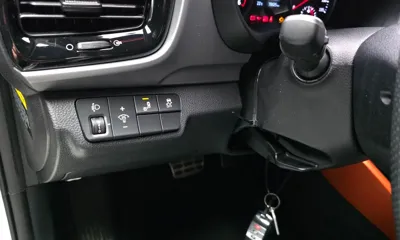 Kia Stonic 2018, 78625 км, за 6826.83 USD - фото 19