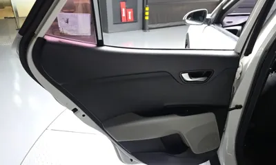Kia Stonic 2018, 78625 км, за 6826.83 USD - фото 25