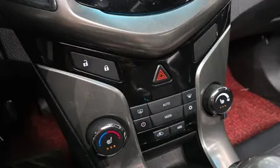 ChevroletGMDaewoo Cruze 2013, 105453 км, за 1287.78 USD - фото 16
