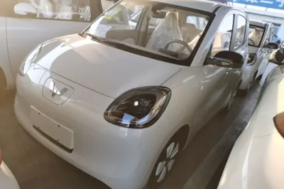 Wuling Hongguang MINIEV · 2025 год