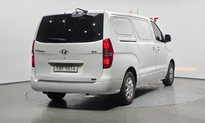 Hyundai Starex 2014, 217553 км, за 5382.7 USD