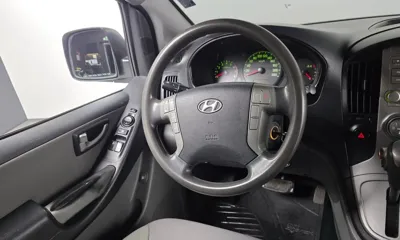 Hyundai Starex 2014, 217553 км, за 5382.7 USD - фото 13