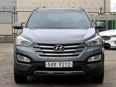 Hyundai Santafe 2015, 177075 км, за 4857.56 USD
