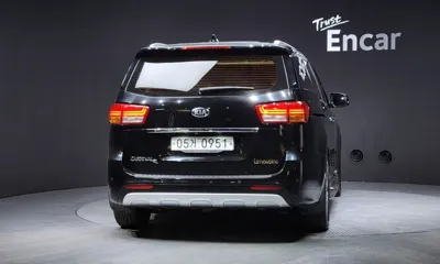 Kia Canival 2016, 105037 км, за 9441.94 USD