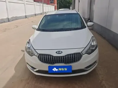 Kia K3 2015, 55700 км, за 2357.48 USD