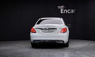 Mercedes-Benz C-Class 2016, 34535 км, за 11225.63 USD