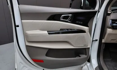 Kia Canival 2023, 97510 км, за 19153.1 USD - фото 24