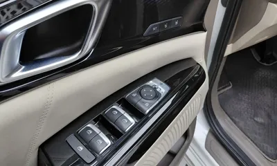 Kia Canival 2023, 97510 км, за 19153.1 USD - фото 27