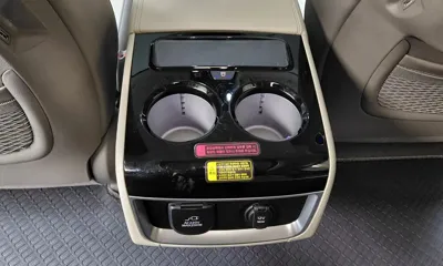 Kia Canival 2023, 97510 км, за 19153.1 USD - фото 32