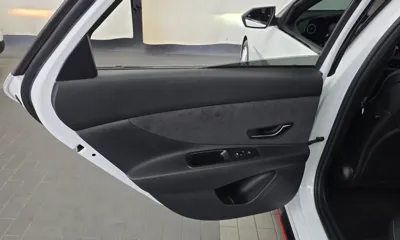 Hyundai Avante 2022, 64176 км, за 13719.31 USD - фото 25