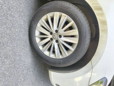Volkswagen Lavida 2019, 67600 км, за 8074 USD