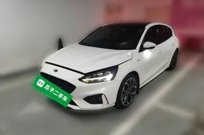 Ford Focus · 2021 год