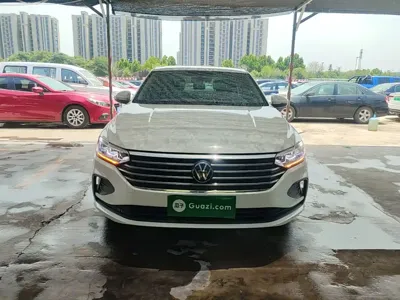 Volkswagen Lavida 2024, 50900 км, за 8514.01 USD