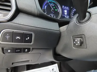 Hyundai Grandeur 2018, 331118 км, за 4218.94 USD - фото 18