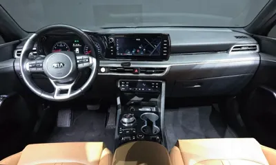 Kia K5 2021, 61839 км, за 11766.27 USD - фото 7
