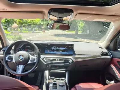 BMW 3 Series 2024, 19000 км, за 21924.57 USD