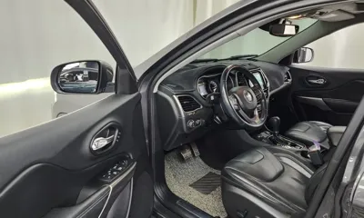 Jeep Cherokee 2020, 97968 км, за 9780.75 USD - фото 10