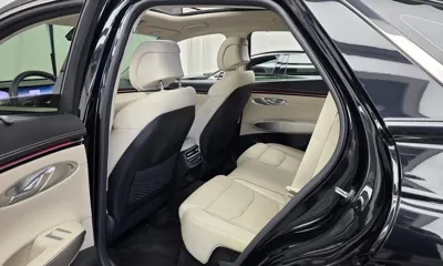 Genesis GV70 2025, 29158 км, за 32899.04 USD - фото 26