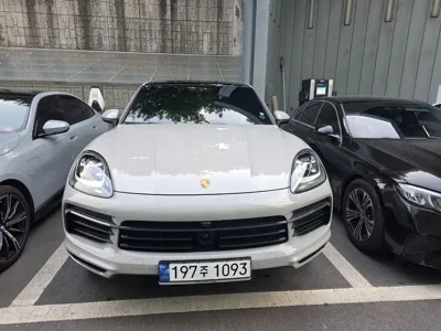 Porsche Cayenne · 2023 год