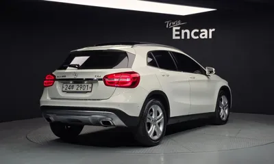 Mercedes-Benz GLA-Class 2015, 145496 км, за 5616.12 USD