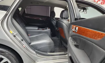 Hyundai Equus 2012, 185955 км, за 5939.87 USD - фото 12