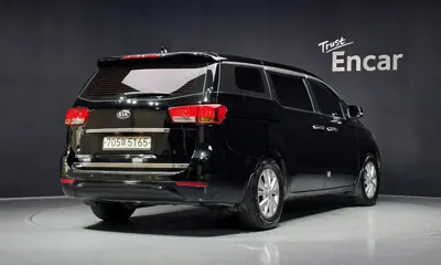 Kia Canival 2018, 158939 км, за 4923.2 USD