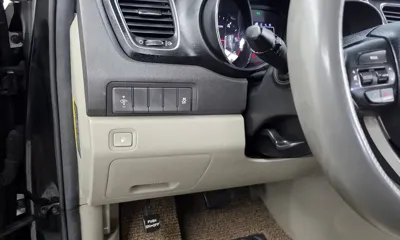 Kia Canival 2018, 158939 км, за 4923.2 USD - фото 16